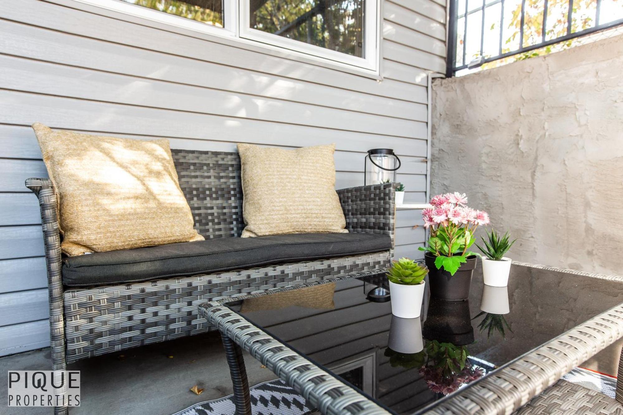 Executive Home - Long Stays Welcome - Garage Parking - Free Wifi & Netflix เอดมันตัน ห้อง รูปภาพ